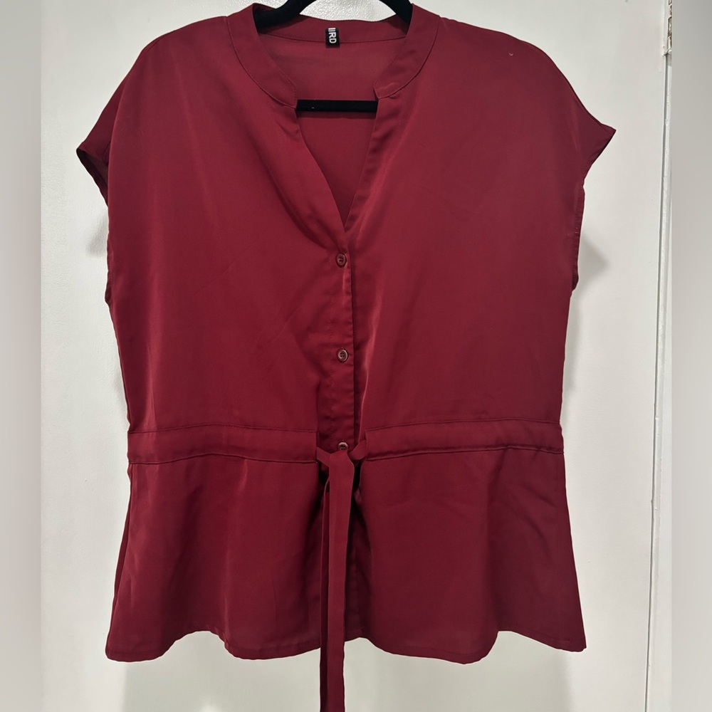 Cicibird Elegant Burgundy Blouse with Tie Waist Small